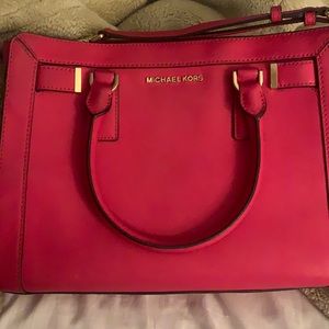 Michael kors magenta purse